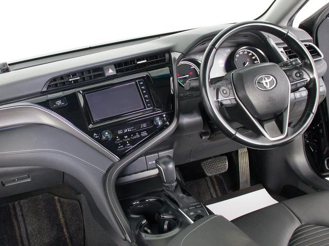 カムリ WS (禁煙車)(セーフティセンス)(レーダークルーズ)(プリクラッシュ)(LDA)(障害物センサー)(ブラックハーフレザー)(パワーシート)(LEDヘッドライト)(オートハイビーム)(28枚目)
