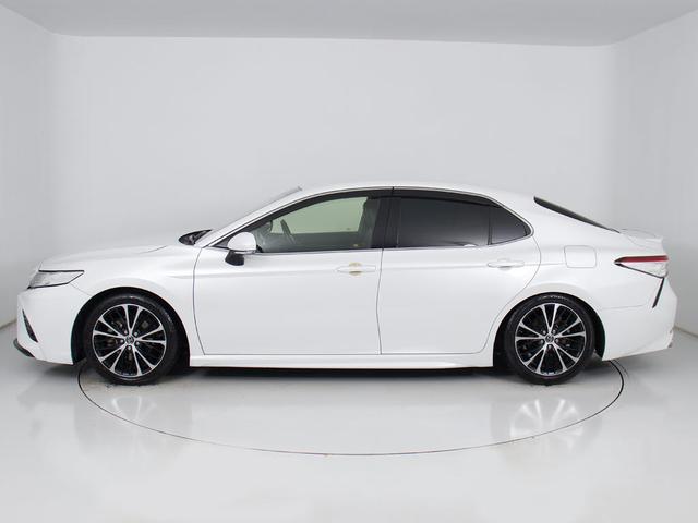 カムリ WS (トヨタセーフティセンス)(プリクラッシュ)(レーダークルーズ)(LDA)(クリアランスソナー)(LEDヘッドライト)(メーカーオプションSDマルチナビ)(ハーフレザーシート)(カラーバックモニター)(10枚目)