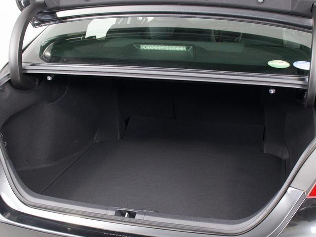 カムリ WSブラックエディション (禁煙)(特別仕様)(JBLサウンドシステム)(メーカーオプションSDナビ)(黒本革)(シートヒーター)(パワーシート)(トヨタセーフティセンス)(BSM)(クリアランスソナー)(LEDヘッドライト)(22枚目)