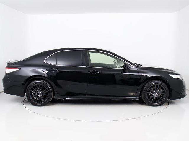 カムリ WS (禁煙車)(セーフティセンス)(レーダークルーズ)(プリクラッシュ)(LDA)(障害物センサー)(18インチAW)(ブラックハーフレザー)(パワーシート)(LEDヘッドライト)(オートハイビーム)(17枚目)
