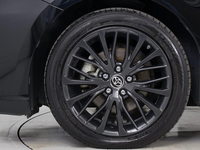 カムリ WS (禁煙車)(セーフティセンス)(レーダークルーズ)(プリクラッシュ)(LDA)(障害物センサー)(18インチAW)(ブラックハーフレザー)(パワーシート)(LEDヘッドライト)(オートハイビーム)(19枚目)