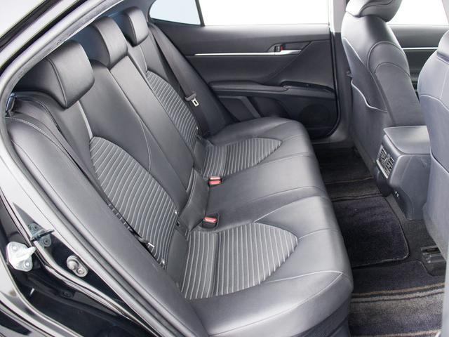 カムリ WS (禁煙車)(セーフティセンス)(レーダークルーズ)(プリクラッシュ)(LDA)(障害物センサー)(18インチAW)(ブラックハーフレザー)(パワーシート)(LEDヘッドライト)(オートハイビーム)(29枚目)