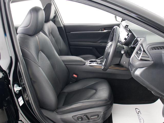 カムリ Ｇレザーパッケージ　（パノラマムーンルーフ）（新品スピンドル）（トヨタセーフティセンス）（プリクラッシュ）（レーダークルーズ）（ＬＤＡ）（メーカーオプションＳＤナビ）（ＬＥＤヘッドライト）（黒本革）（シートヒーター）（24枚目）