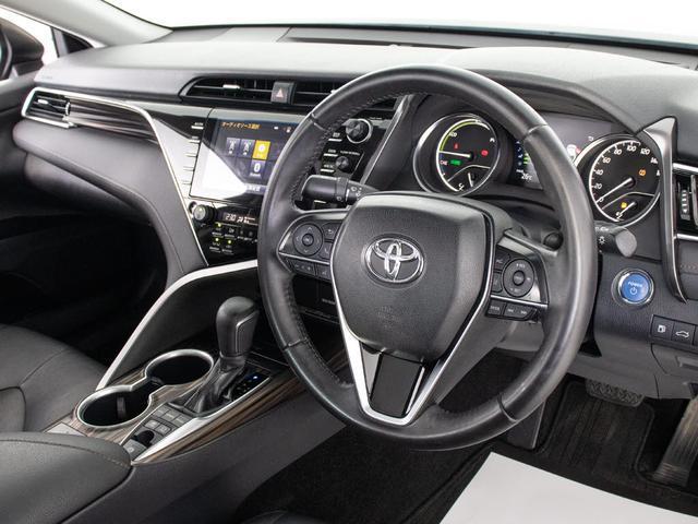 カムリ Ｇレザーパッケージ　（パノラマムーンルーフ）（新品スピンドル）（トヨタセーフティセンス）（プリクラッシュ）（レーダークルーズ）（ＬＤＡ）（メーカーオプションＳＤナビ）（ＬＥＤヘッドライト）（黒本革）（シートヒーター）（30枚目）