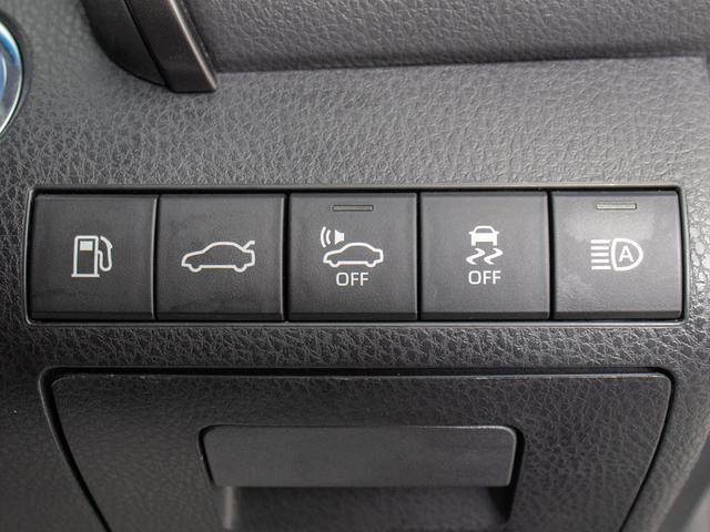 カムリ Ｇレザーパッケージ　（パノラマムーンルーフ）（新品スピンドル）（トヨタセーフティセンス）（プリクラッシュ）（レーダークルーズ）（ＬＤＡ）（メーカーオプションＳＤナビ）（ＬＥＤヘッドライト）（黒本革）（シートヒーター）（31枚目）