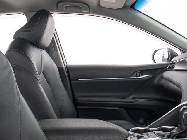 カムリ ＷＳレザーパッケージ　（新品タイヤ装着）（セーフティセンス）（レーダークルーズ）（プリクラッシュ）（ＬＤＡ）（ＢＳＭ）（黒本革シート）（クリアランスソナー）（トランクスポイラー）（メーカーオプションＳＤナビ）（31枚目）