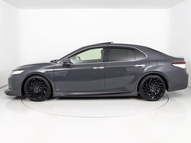 カムリ Ｇレザーパッケージ　（禁煙車）（オートサロンカラードラバイドグレーＢＭＷ）（新品２０インチＡＷ）（パノラマムーンルーフ）（フルエアロカスタム）（セーフティセンスレーダークルーズ）（プリクラッシュＢＳＭ）（黒本革）（15枚目）