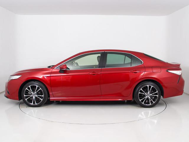 カムリ ＷＳレザーパッケージ　（禁煙）（セーフティセンス）（プリクラッシュ）（レーダークルーズ）（ＬＤＡ）（クリアランスソナー）（黒本革）（シートヒーター）（ＬＥＤヘッドライト）（メーカーオプションＳＤナビ）（Ｂｌｕｅｔｏｏｔｈ）（13枚目）