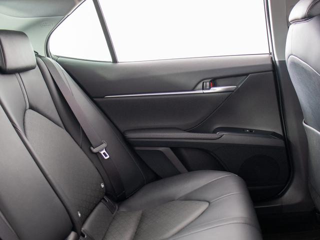 カムリ ＷＳレザーパッケージ　（禁煙）（セーフティセンス）（プリクラッシュ）（レーダークルーズ）（ＬＤＡ）（クリアランスソナー）（黒本革）（シートヒーター）（ＬＥＤヘッドライト）（メーカーオプションＳＤナビ）（Ｂｌｕｅｔｏｏｔｈ）（27枚目）