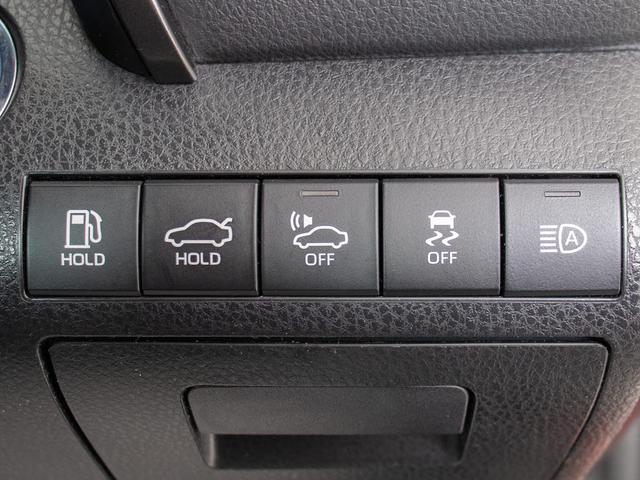 カムリ ＷＳレザーパッケージ　（禁煙）（セーフティセンス）（プリクラッシュ）（レーダークルーズ）（ＬＤＡ）（クリアランスソナー）（黒本革）（シートヒーター）（ＬＥＤヘッドライト）（メーカーオプションＳＤナビ）（Ｂｌｕｅｔｏｏｔｈ）（30枚目）