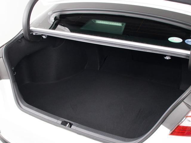 カムリ G (禁煙車)(点検記録簿9枚)(パノラマルーフ)(モデリスタ製リアスカート)(スピンドルエアロ)(BSM)(セーフティセンス)(レーダークルーズ)(衝突軽減)(LDA)(ディーラーオプションSDナビ)(27枚目)