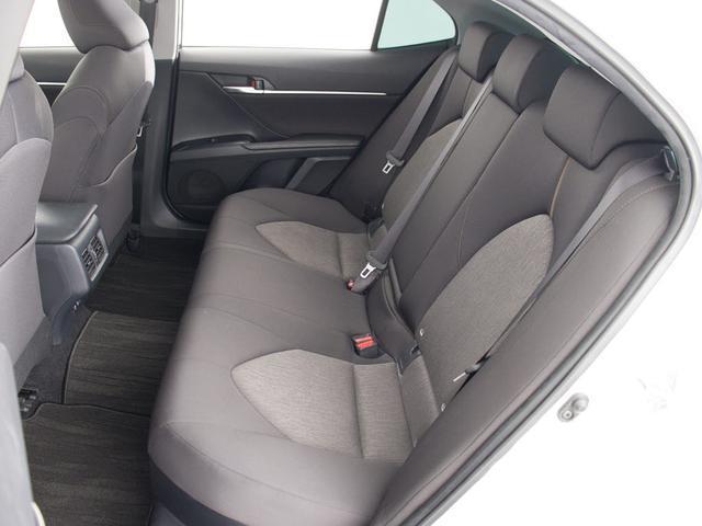 カムリ G (禁煙車)(点検記録簿9枚)(パノラマルーフ)(モデリスタ製リアスカート)(スピンドルエアロ)(BSM)(セーフティセンス)(レーダークルーズ)(衝突軽減)(LDA)(ディーラーオプションSDナビ)(34枚目)