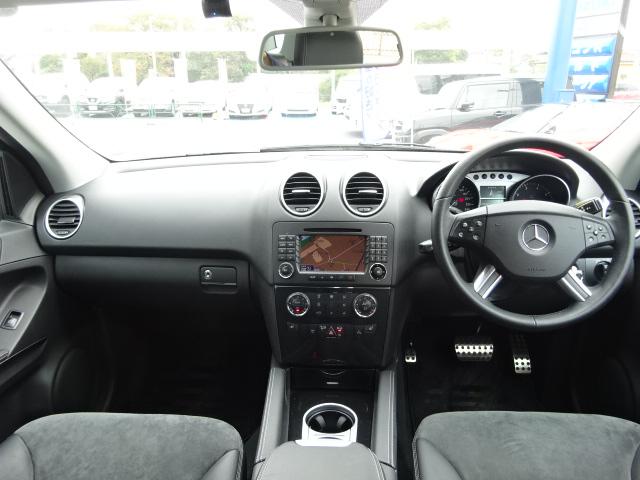 ML350 4マチックスポーツPKGサンR黒革ナビ1オーナー(10枚目)