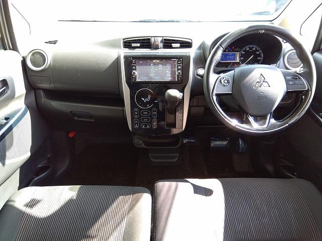 ｅＫカスタム Ｔセーフティパッケージ　禁煙車☆ターボ☆純正ナビ☆アラウンドビューモニター☆フルセグＴＶ☆スマートキー☆プッシュスタート☆シートヒーター☆アイドリングストップ☆純正ＡＷ☆ウインカーミラー☆ＥＴＣ（2枚目）