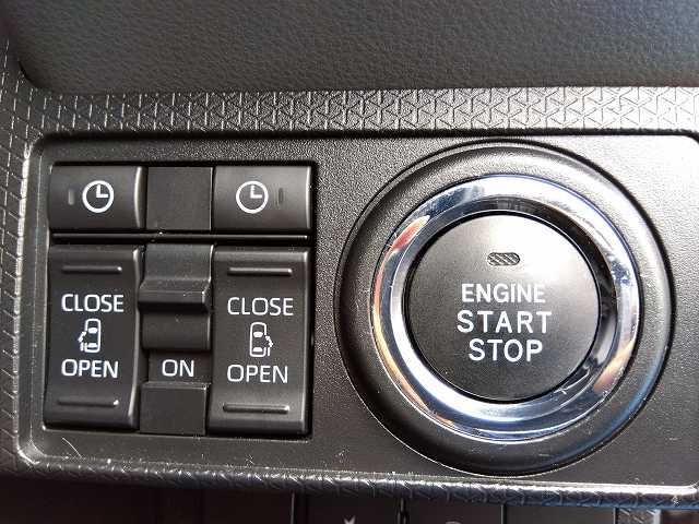 タント カスタムＲＳ　ターボ☆純正ナビ☆フルセグ☆Ｂｌｕｅｔｏｏｔｈ☆両側電動スライドドア☆全方位モニター☆衝突軽減ブレーキ☆車線逸脱警報☆ＬＥＤヘッドライト☆フォグ☆スーパースライドシート☆ハーフレザーシート（8枚目）