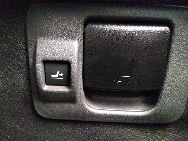 タント カスタムＲＳ　ターボ☆純正ナビ☆フルセグ☆Ｂｌｕｅｔｏｏｔｈ☆両側電動スライドドア☆全方位モニター☆衝突軽減ブレーキ☆車線逸脱警報☆ＬＥＤヘッドライト☆フォグ☆スーパースライドシート☆ハーフレザーシート（38枚目）