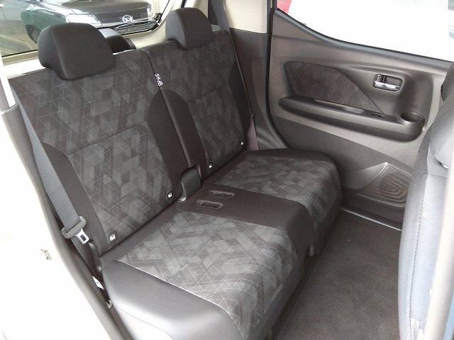 ｅＫクロス ＥＶ Ｐ　禁煙車☆純正９インチナビ☆フルセグ☆Ｂｌｕｅｔｏｏｔｈ☆全方位モニター☆マイパイロット☆パーキングアシスト☆前後ドラレコ☆衝突軽減ブレーキ☆ステヒーター☆シートヒーター☆デジタルインナーミラー（32枚目）