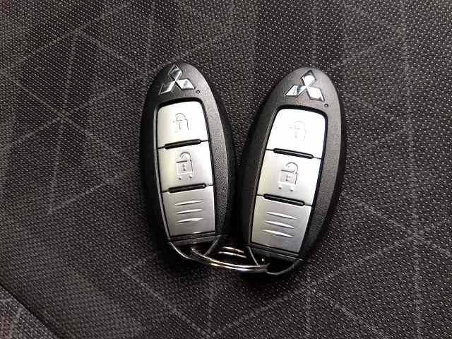 ｅＫクロス ＥＶ Ｐ　禁煙車☆純正９インチナビ☆フルセグ☆Ｂｌｕｅｔｏｏｔｈ☆全方位モニター☆マイパイロット☆パーキングアシスト☆前後ドラレコ☆衝突軽減ブレーキ☆ステヒーター☆シートヒーター☆デジタルインナーミラー（54枚目）