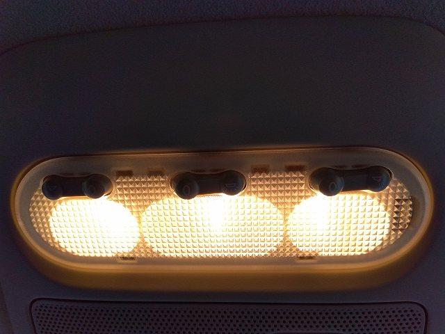 ｅＫクロス ＥＶ Ｐ　禁煙車☆純正９インチナビ☆フルセグ☆Ｂｌｕｅｔｏｏｔｈ☆全方位モニター☆マイパイロット☆パーキングアシスト☆前後ドラレコ☆衝突軽減ブレーキ☆ステヒーター☆シートヒーター☆デジタルインナーミラー（62枚目）