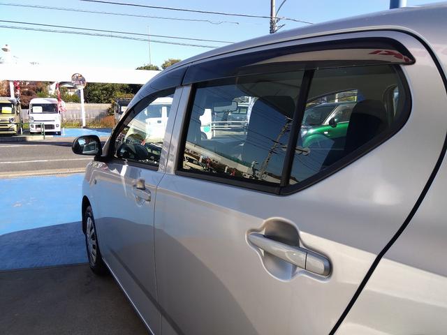 ミライース Ｌ　ＳＡＩＩＩ　禁煙車　カロッツェリアＳＤナビ　Ｂカメラ　Ｂｌｕｅｔｏｏｔｈ　スマートアシストＩＩＩ　キーレス　アイドリングストップ　フロアマット　ドアバイザー（15枚目）