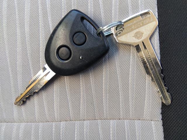 ミライース Ｌ　ＳＡＩＩＩ　禁煙車　カロッツェリアＳＤナビ　Ｂカメラ　Ｂｌｕｅｔｏｏｔｈ　スマートアシストＩＩＩ　キーレス　アイドリングストップ　フロアマット　ドアバイザー（75枚目）