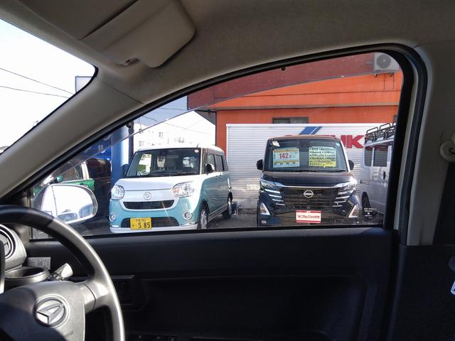 ミライース Ｌ　ＳＡＩＩＩ　禁煙車　カロッツェリアＳＤナビ　Ｂカメラ　Ｂｌｕｅｔｏｏｔｈ　スマートアシストＩＩＩ　キーレス　アイドリングストップ　フロアマット　ドアバイザー（76枚目）