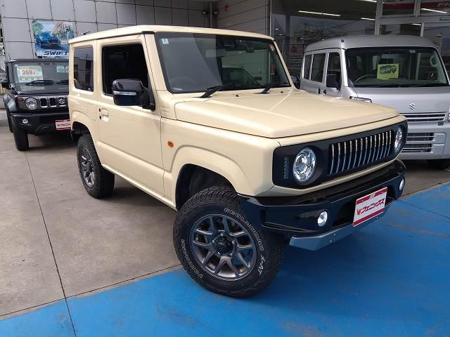 ジムニー ＸＣ　禁煙車　ジオランダーＡＴタイヤ　ＴＥＩＮ車高調　ＧＲｅｄｄｙエアクリ　フジツボマフラー　ストラーダナビ　Ｂカメラ　ＰＩＶＯＴサブコン　スロコン　フルセグＴＶ　ＶＡＬＥＮＴＩテール　シートヒーター（15枚目）