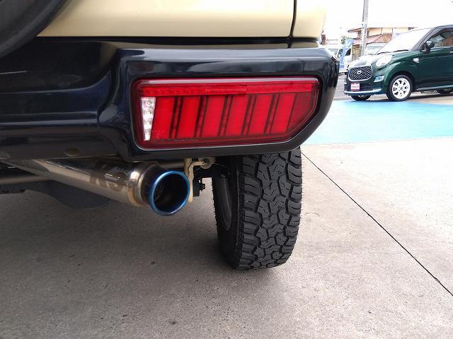 ジムニー ＸＣ　禁煙車　ジオランダーＡＴタイヤ　ＴＥＩＮ車高調　ＧＲｅｄｄｙエアクリ　フジツボマフラー　ストラーダナビ　Ｂカメラ　ＰＩＶＯＴサブコン　スロコン　フルセグＴＶ　ＶＡＬＥＮＴＩテール　シートヒーター（25枚目）