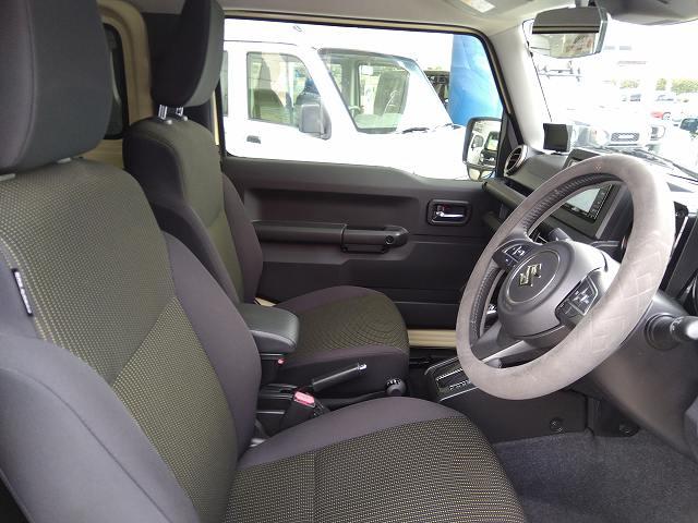 ジムニー ＸＣ　禁煙車　ジオランダーＡＴタイヤ　ＴＥＩＮ車高調　ＧＲｅｄｄｙエアクリ　フジツボマフラー　ストラーダナビ　Ｂカメラ　ＰＩＶＯＴサブコン　スロコン　フルセグＴＶ　ＶＡＬＥＮＴＩテール　シートヒーター（38枚目）