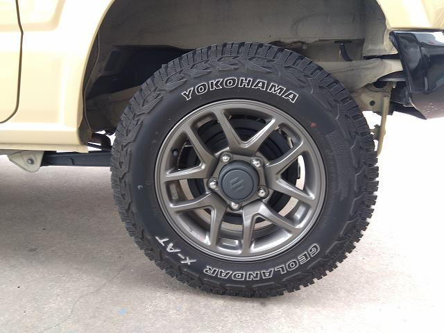 ジムニー ＸＣ　禁煙車　ジオランダーＡＴタイヤ　ＴＥＩＮ車高調　ＧＲｅｄｄｙエアクリ　フジツボマフラー　ストラーダナビ　Ｂカメラ　ＰＩＶＯＴサブコン　スロコン　フルセグＴＶ　ＶＡＬＥＮＴＩテール　シートヒーター（77枚目）