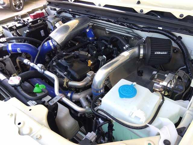 ジムニー ＸＣ　禁煙車　ジオランダーＡＴタイヤ　ＴＥＩＮ車高調　ＧＲｅｄｄｙエアクリ　フジツボマフラー　ストラーダナビ　Ｂカメラ　ＰＩＶＯＴサブコン　スロコン　フルセグＴＶ　ＶＡＬＥＮＴＩテール　シートヒーター（80枚目）