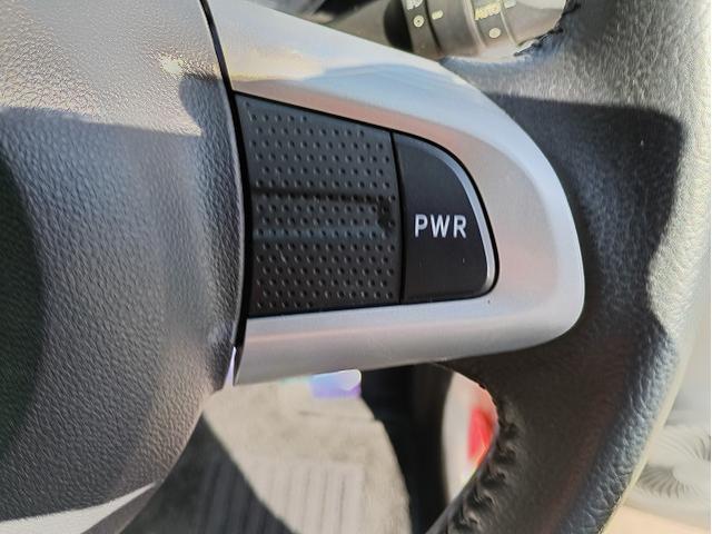 禁煙車　ケンウッドナビ　Ｂカメラ　フルセグＴＶ　Ｂｌｕｅｔｏｏｔｈ　ＤＶＤ再生　ＬＥＤヘッドライト　ＬＥＤフォグ　スマートキー　プッシュスタート　純正１５ＡＷ　ユピテル前後ドライブレコーダー　ＥＴＣ