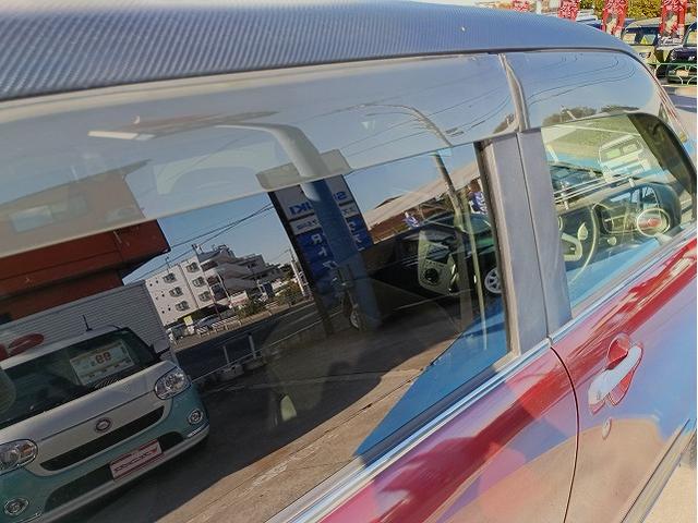 禁煙車　ケンウッドナビ　Ｂカメラ　フルセグＴＶ　Ｂｌｕｅｔｏｏｔｈ　ＤＶＤ再生　ＬＥＤヘッドライト　ＬＥＤフォグ　スマートキー　プッシュスタート　純正１５ＡＷ　ユピテル前後ドライブレコーダー　ＥＴＣ