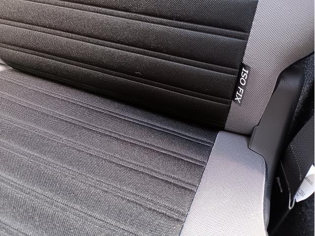 禁煙車　ケンウッドナビ　Ｂカメラ　フルセグＴＶ　Ｂｌｕｅｔｏｏｔｈ　ＤＶＤ再生　ＬＥＤヘッドライト　ＬＥＤフォグ　スマートキー　プッシュスタート　純正１５ＡＷ　ユピテル前後ドライブレコーダー　ＥＴＣ