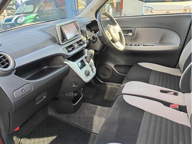 禁煙車　ケンウッドナビ　Ｂカメラ　フルセグＴＶ　Ｂｌｕｅｔｏｏｔｈ　ＤＶＤ再生　ＬＥＤヘッドライト　ＬＥＤフォグ　スマートキー　プッシュスタート　純正１５ＡＷ　ユピテル前後ドライブレコーダー　ＥＴＣ