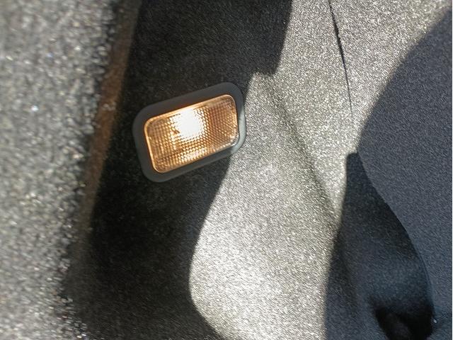 禁煙車　ケンウッドナビ　Ｂカメラ　フルセグＴＶ　Ｂｌｕｅｔｏｏｔｈ　ＤＶＤ再生　ＬＥＤヘッドライト　ＬＥＤフォグ　スマートキー　プッシュスタート　純正１５ＡＷ　ユピテル前後ドライブレコーダー　ＥＴＣ