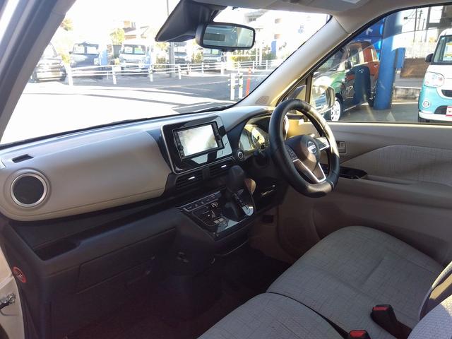 デイズ Ｘ　禁煙車　純正ナビ　アラウンドビューモニター　Ｂｌｕｅｔｏｏｔｈ　フルセグＴＶ　コーナーセンサー　インテリキー　プッシュスタート（68枚目）