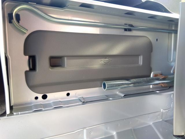 エブリイ PA 3型☆5AGS☆メモリーナビ☆ラジオ☆Bluetooth☆ETC☆オーバーヘッドシェルフ☆(29枚目)