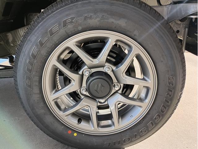 ジムニー ＸＣ　マイナー後モデル☆５型☆１１月登録未使用☆デュアルセンサーブレーキサポートＩＩ☆リアパーキングセンサー☆アダプティブクルーズコントロール☆前席シートヒーター☆ＬＥＤヘッドライト（16枚目）