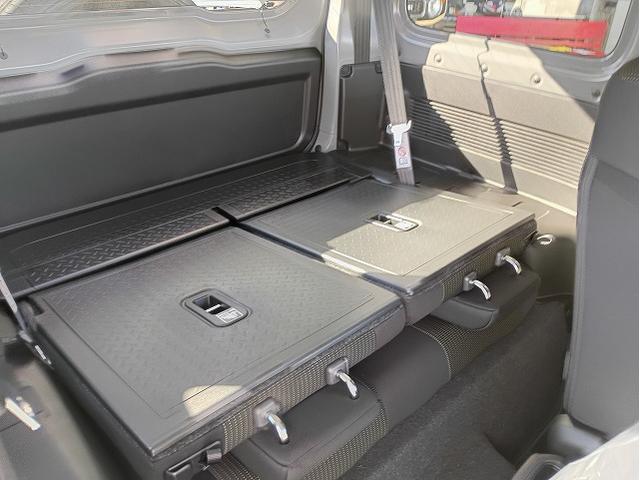 ジムニー ＸＣ　マイナー後モデル☆５型☆１１月登録未使用☆デュアルセンサーブレーキサポートＩＩ☆リアパーキングセンサー☆アダプティブクルーズコントロール☆前席シートヒーター☆ＬＥＤヘッドライト（19枚目）