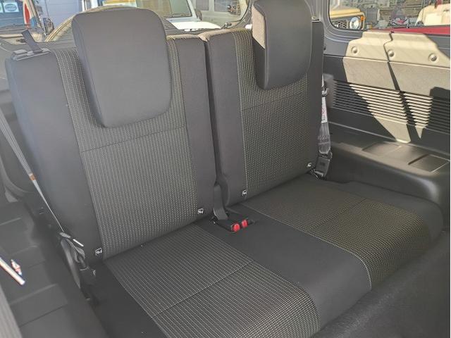 ジムニー ＸＣ　マイナー後モデル☆５型☆１１月登録未使用☆デュアルセンサーブレーキサポートＩＩ☆リアパーキングセンサー☆アダプティブクルーズコントロール☆前席シートヒーター☆ＬＥＤヘッドライト（20枚目）