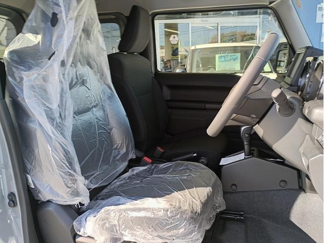 ジムニー ＸＣ　マイナー後モデル☆５型☆１１月登録未使用☆デュアルセンサーブレーキサポートＩＩ☆リアパーキングセンサー☆アダプティブクルーズコントロール☆前席シートヒーター☆ＬＥＤヘッドライト（22枚目）