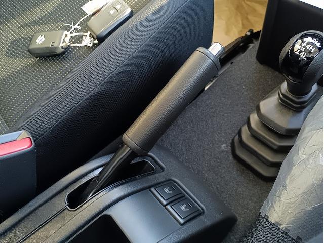 ジムニー ＸＣ　マイナー後モデル☆５型☆１１月登録未使用☆デュアルセンサーブレーキサポートＩＩ☆リアパーキングセンサー☆アダプティブクルーズコントロール☆前席シートヒーター☆ＬＥＤヘッドライト（32枚目）