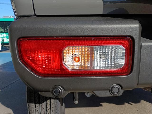 ジムニー ＸＣ　マイナー後モデル☆５型☆１１月登録未使用☆デュアルセンサーブレーキサポートＩＩ☆リアパーキングセンサー☆アダプティブクルーズコントロール☆前席シートヒーター☆ＬＥＤヘッドライト（48枚目）