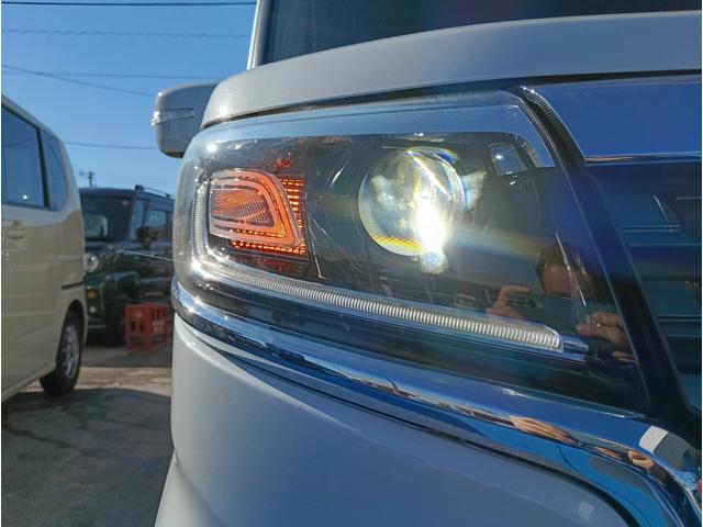 スペーシアカスタム ハイブリッドXS 禁煙車 純正ナビ 全方位モニター 純正前後ドライブレコーダー Bluetooth フルセグTV DVD再生 シートヒーター ハーフレザーシート リアパーキングセンサー ヘッドアップディスプレイ(72枚目)