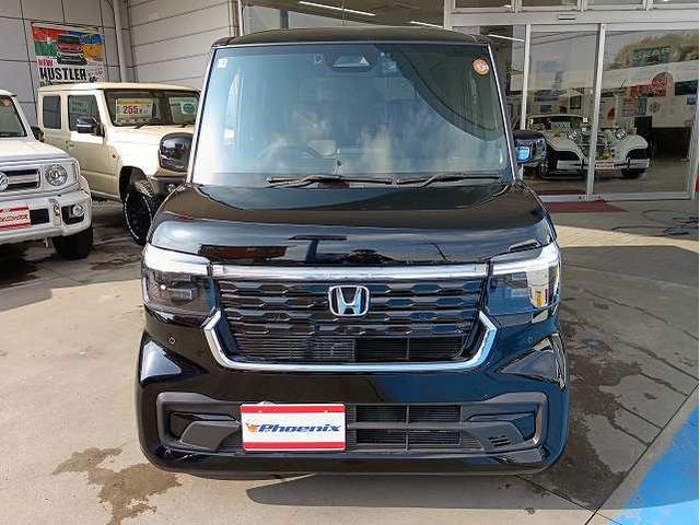 N-BOXカスタム ターボ 禁煙車☆純正8型ナビ☆フルセグ☆Bluetooth☆バックカメラ☆両側電動スライドドア☆衝突軽減ブレーキ☆レーンキープアシスト☆パドルシフト☆ETC☆オートリトラミラー☆革巻きステア☆スマートキー(2枚目)