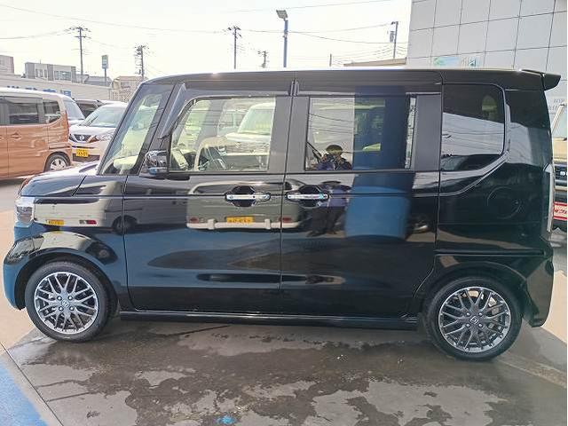 N-BOXカスタム ターボ 禁煙車☆純正8型ナビ☆フルセグ☆Bluetooth☆バックカメラ☆両側電動スライドドア☆衝突軽減ブレーキ☆レーンキープアシスト☆パドルシフト☆ETC☆オートリトラミラー☆革巻きステア☆スマートキー(14枚目)