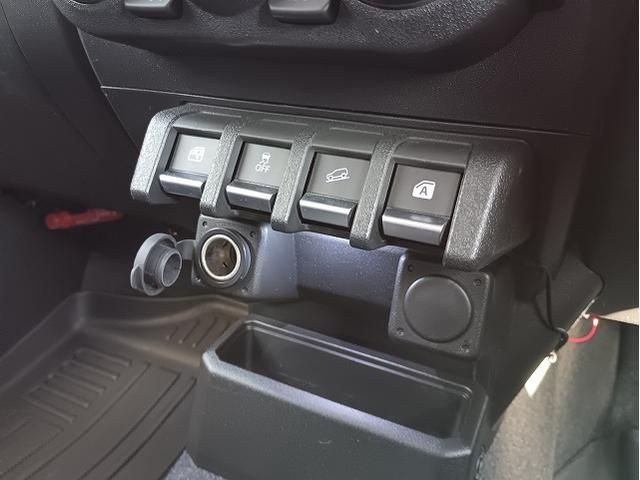 ジムニー ＸＣ　禁煙車☆５ＭＴ☆モーターファーム３インチリフトアップサス☆オートパーツサンライズスチール前後バンパー・スキッドプレート・ルーフキャリア☆ＡＴＯＴＯ９型ディスプレイオーディオ☆バックカメラ☆サイドカメラ（33枚目）