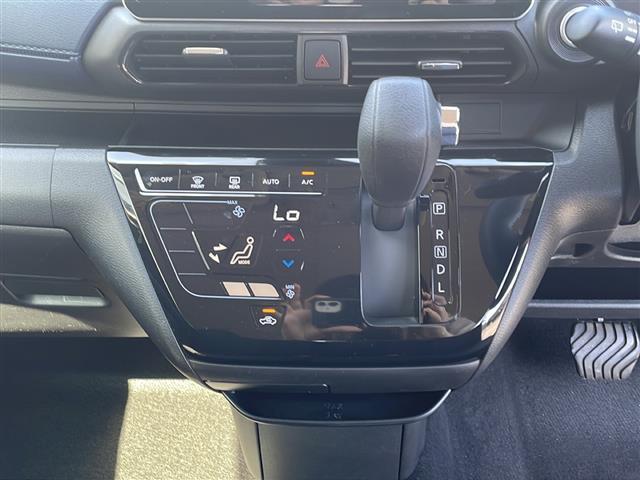 ハイウェイスター X 禁煙車 純正ナビ(MJ119D-W)CD/BT/DTV/AM/FM/AUX バックカメラ 前方純正ドライブレコーダー スマートキー&プッシュスタート 純正アルミ LEDヘッドライト 衝突軽減システム(14枚目)