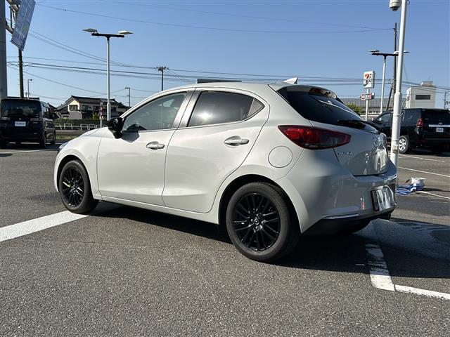 ＭＡＺＤＡ２ １５Ｓ　ブラックトーンエディション　ワンオーナー　純正ＳＤナビ（ＡＭ／ＦＭ／ＢＴ／ＣＤ／ＤＶＤ／フルセグＴＶ）　ｉ－ｓｔｏｐ　レーダークルーズコントロール　ステアリングスイッチ　レーンキープアシスト　横滑り防止装置　ＥＴＣ（43枚目）